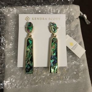 Kendra Scott Carson earrings in abalone shell.